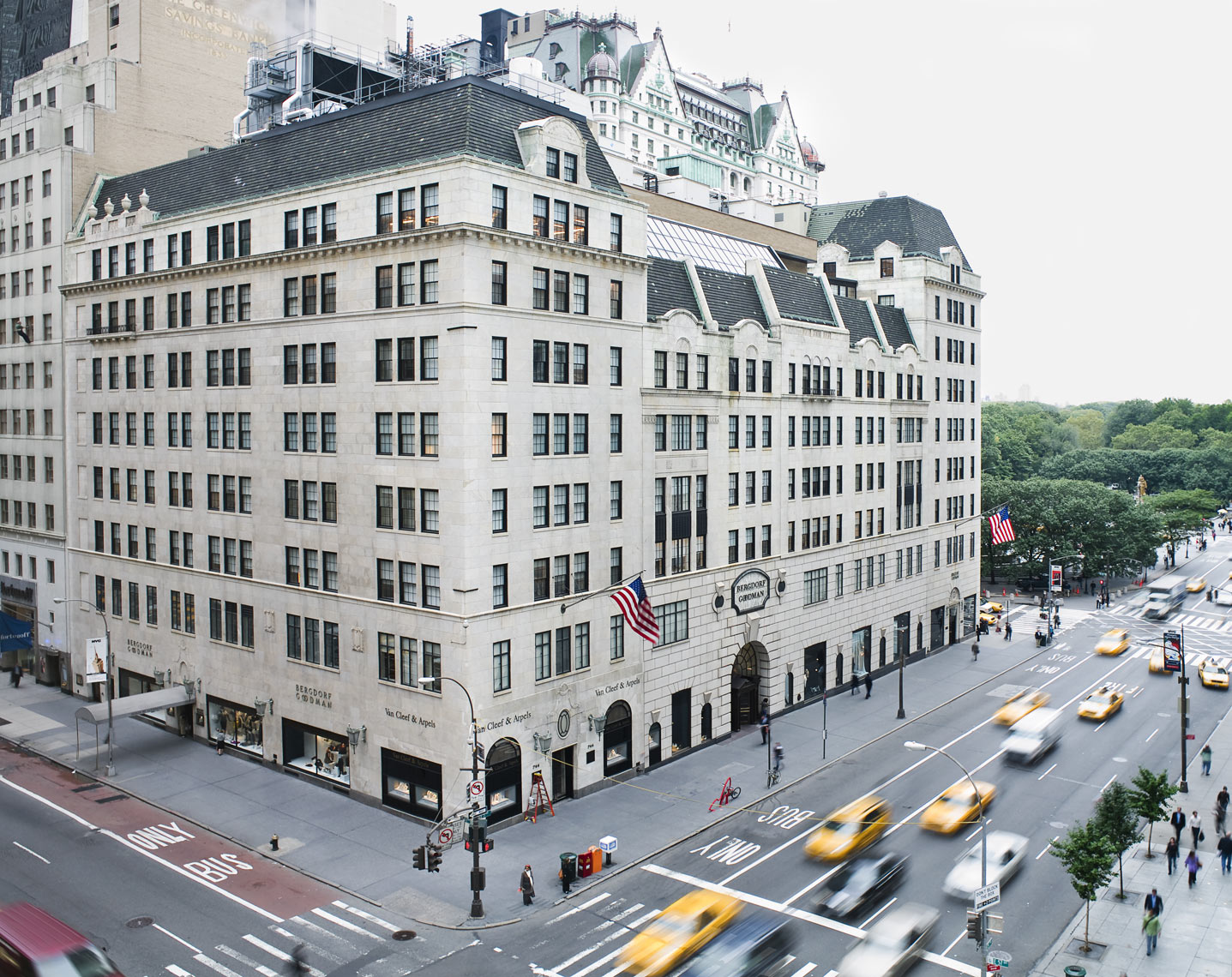 BERGDORF_GOODMAN-39-Edit-Edit_retouched_crop-copy