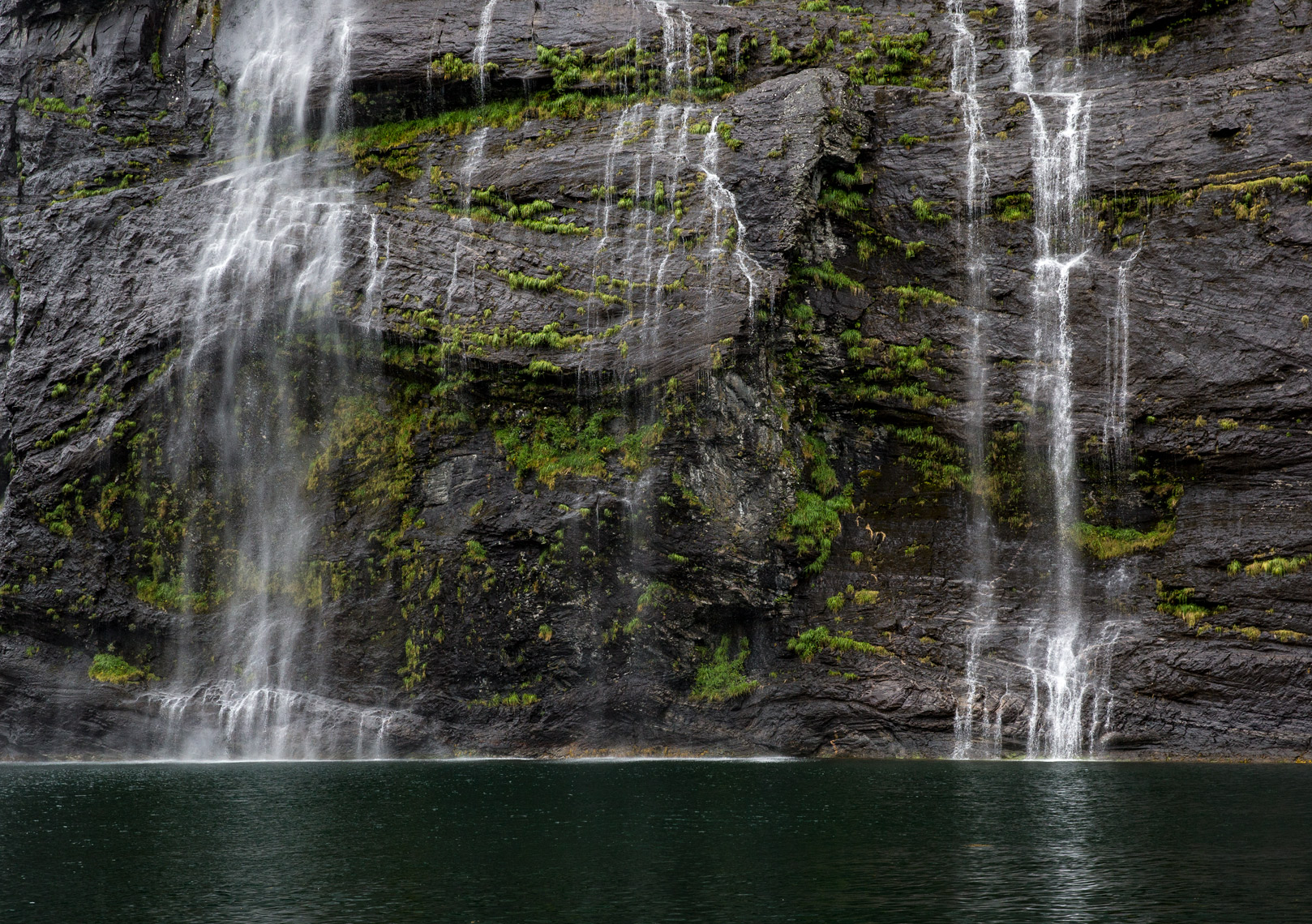 Geirangerfjord-Norway-waterfall-1-Poul-Ober-Photography